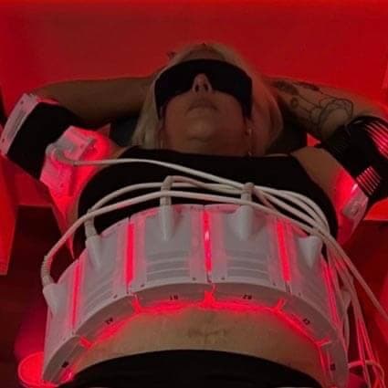 Invisa Red- AESTHETIC BODY